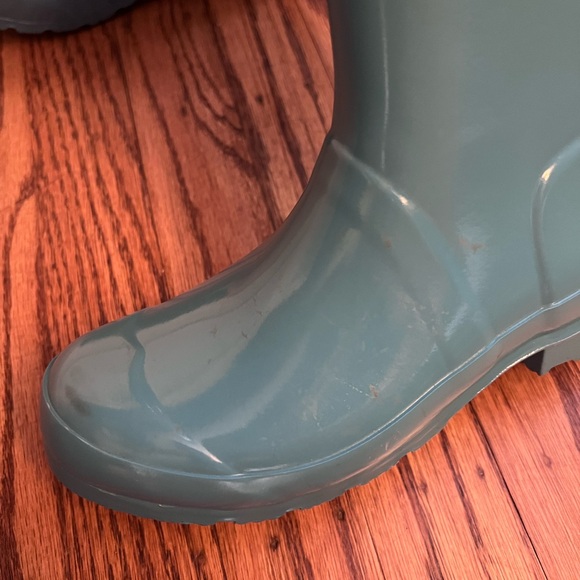 Hunter Big Kids Original Gloss Rain Boots, Size 2 - Picture 7 of 11